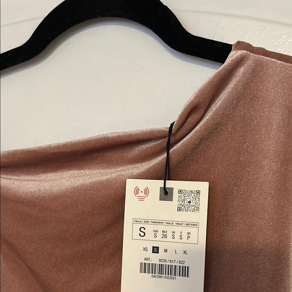 Elegant Pink Draped Dress Size S - Picture 10 of 10